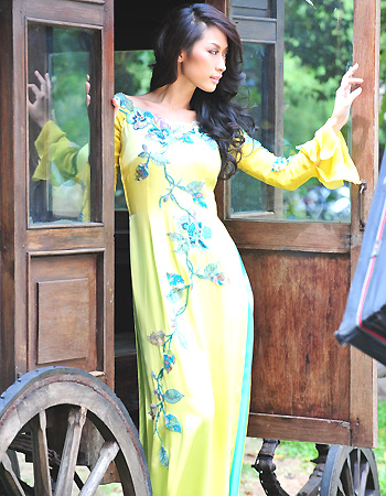 ao dai cach tan